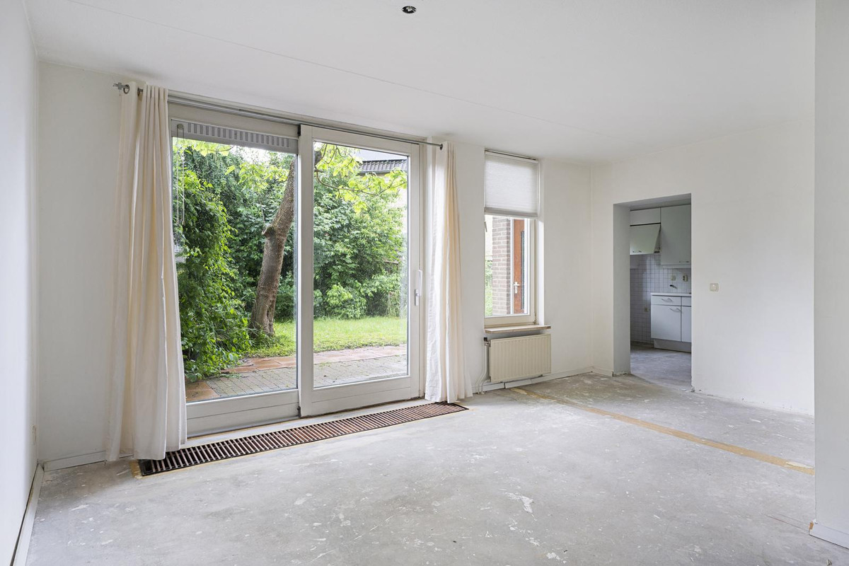 Twee-onder-één-kap te koop: Wassenbergstraat 25, Sittard