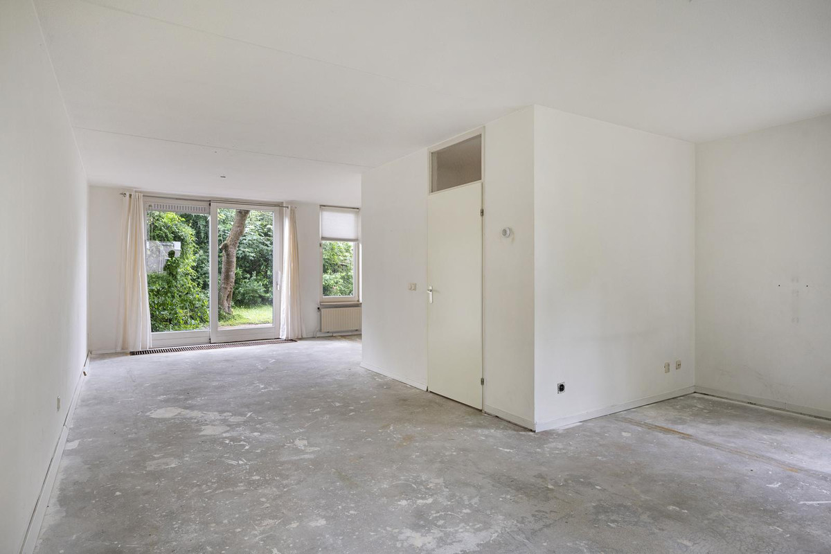 Twee-onder-één-kap te koop: Wassenbergstraat 25, Sittard
