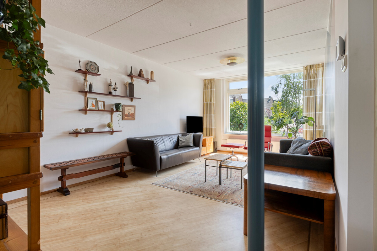 Tussenwoning te koop: Mozartstraat 13, Nieuwerkerk A/D Ijssel