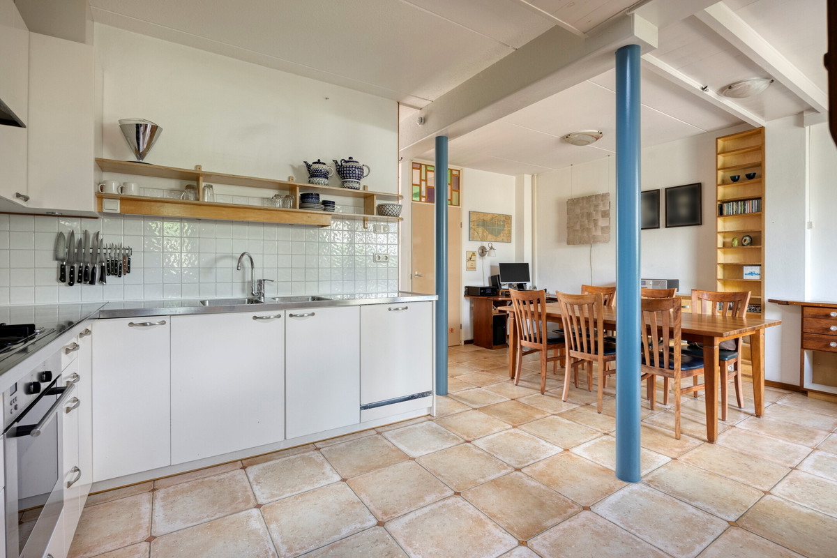 Tussenwoning te koop: Mozartstraat 13, Nieuwerkerk A/D Ijssel