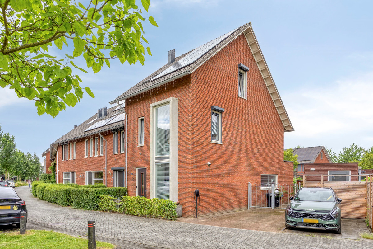 Hoekwoning te koop: Centuriostraat 2, Huissen