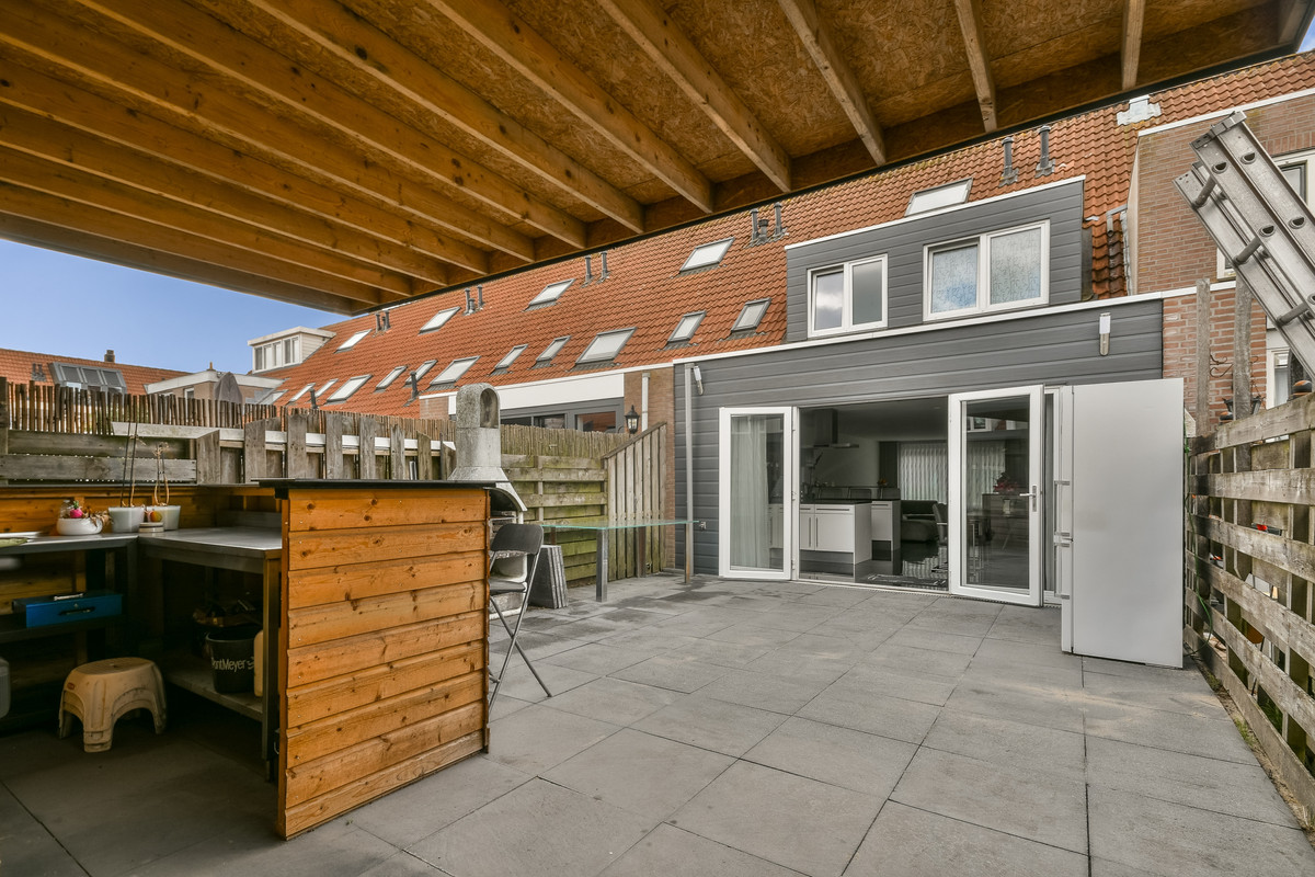 Tussenwoning te koop: Schoofstraat 28, Purmerend