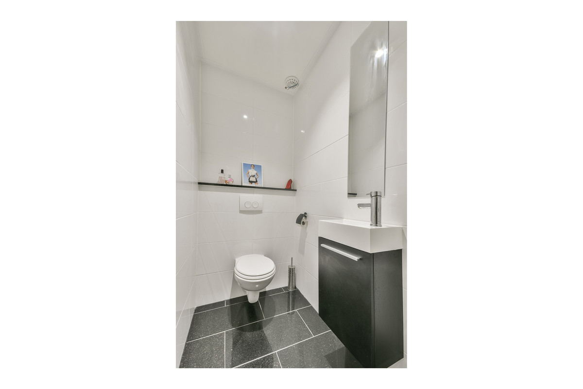 Tussenwoning te koop: Schoofstraat 28, Purmerend