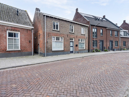 Schoolstraat 16