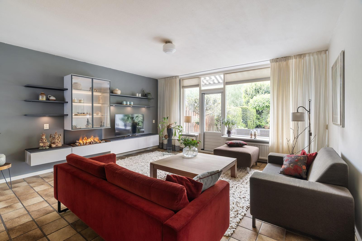 Tussenwoning te koop: Bergoord 21, Rotterdam