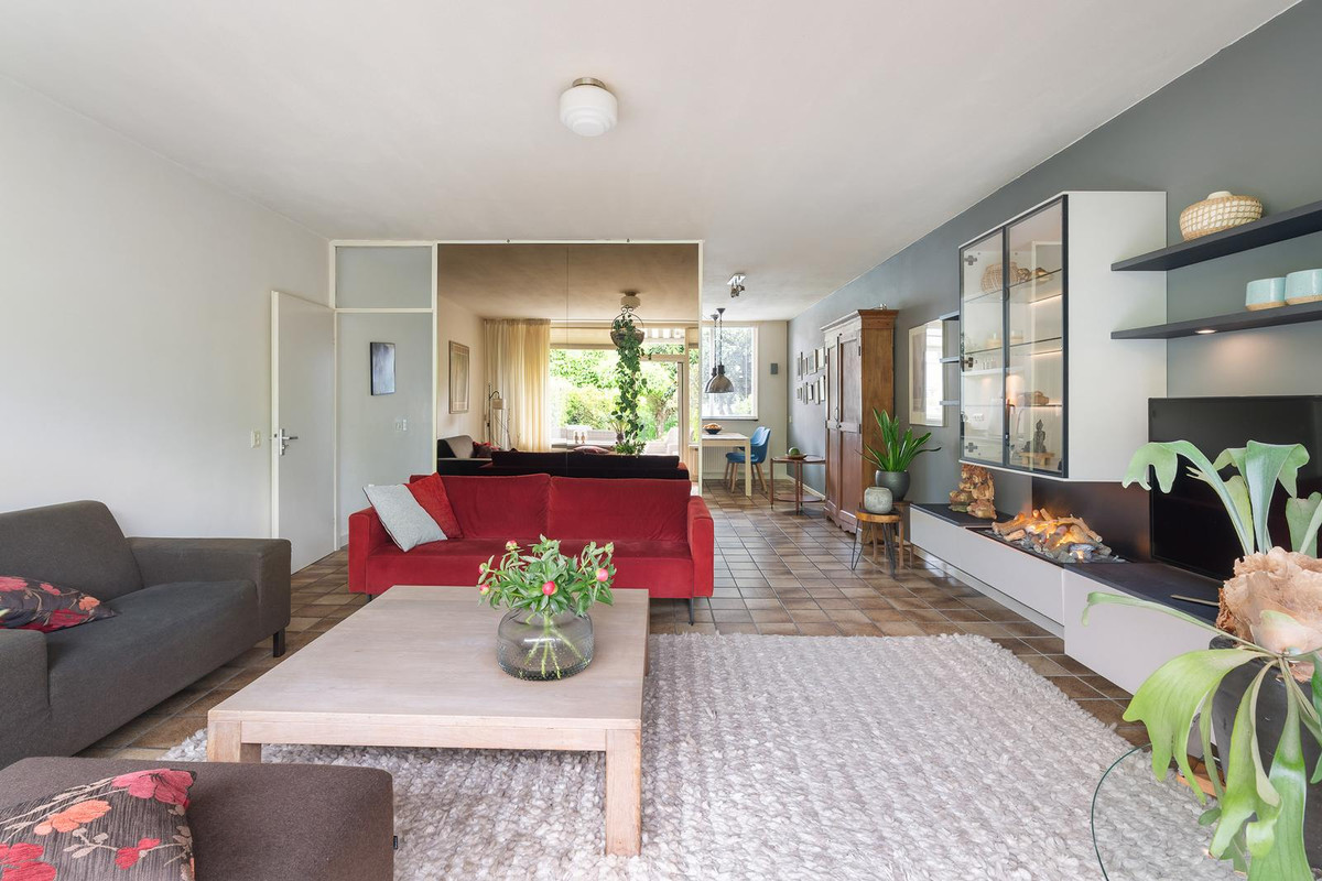 Tussenwoning te koop: Bergoord 21, Rotterdam