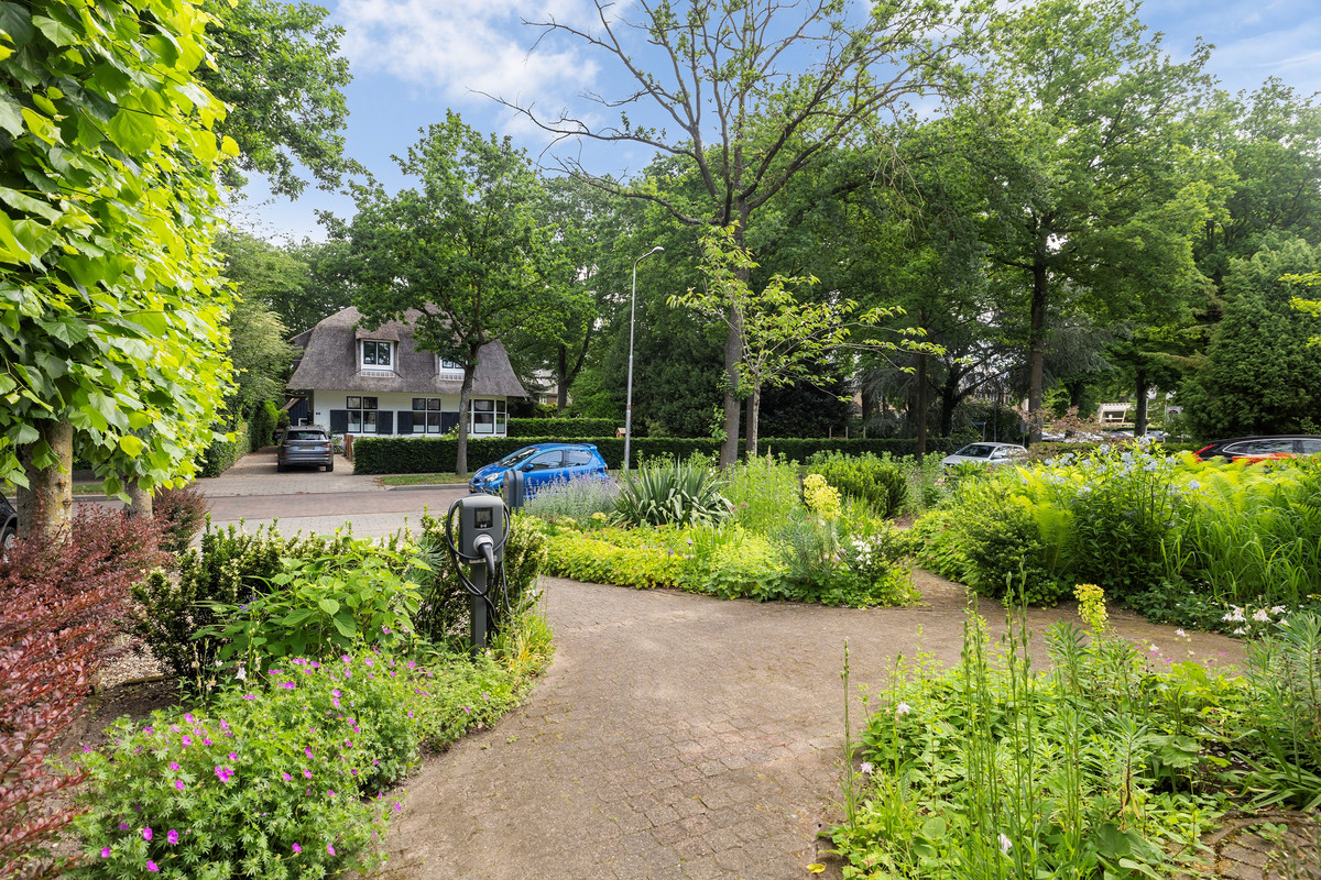Vrijstaande woning te koop: Amsterdamseweg 31, Ede