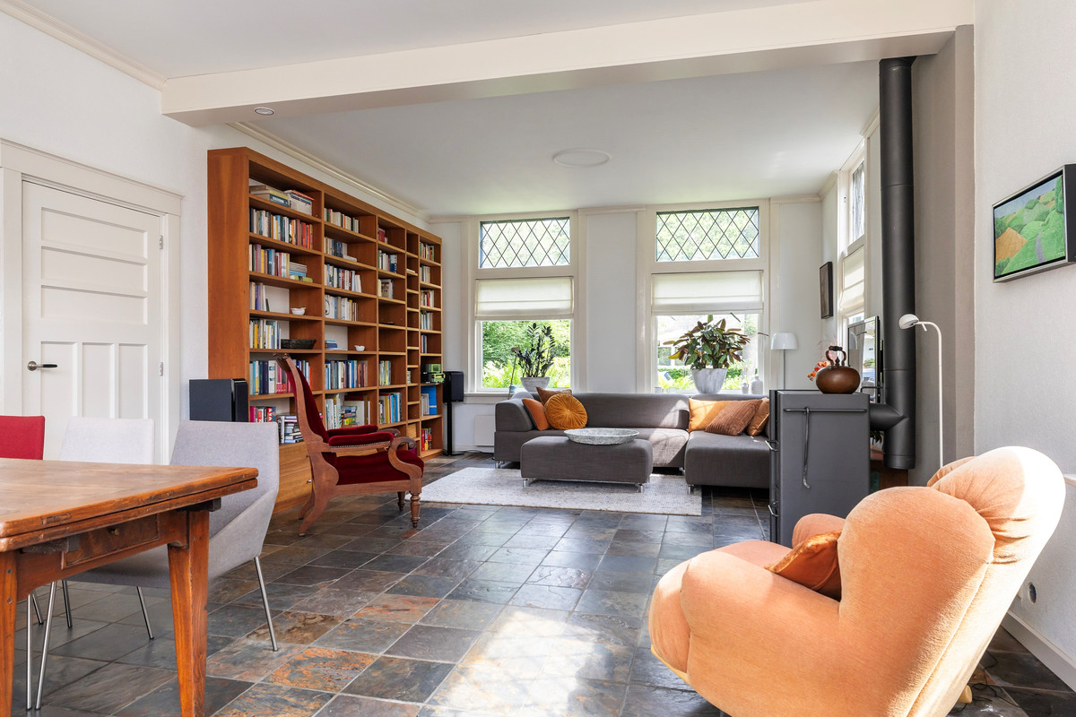 Vrijstaande woning te koop: Amsterdamseweg 31, Ede