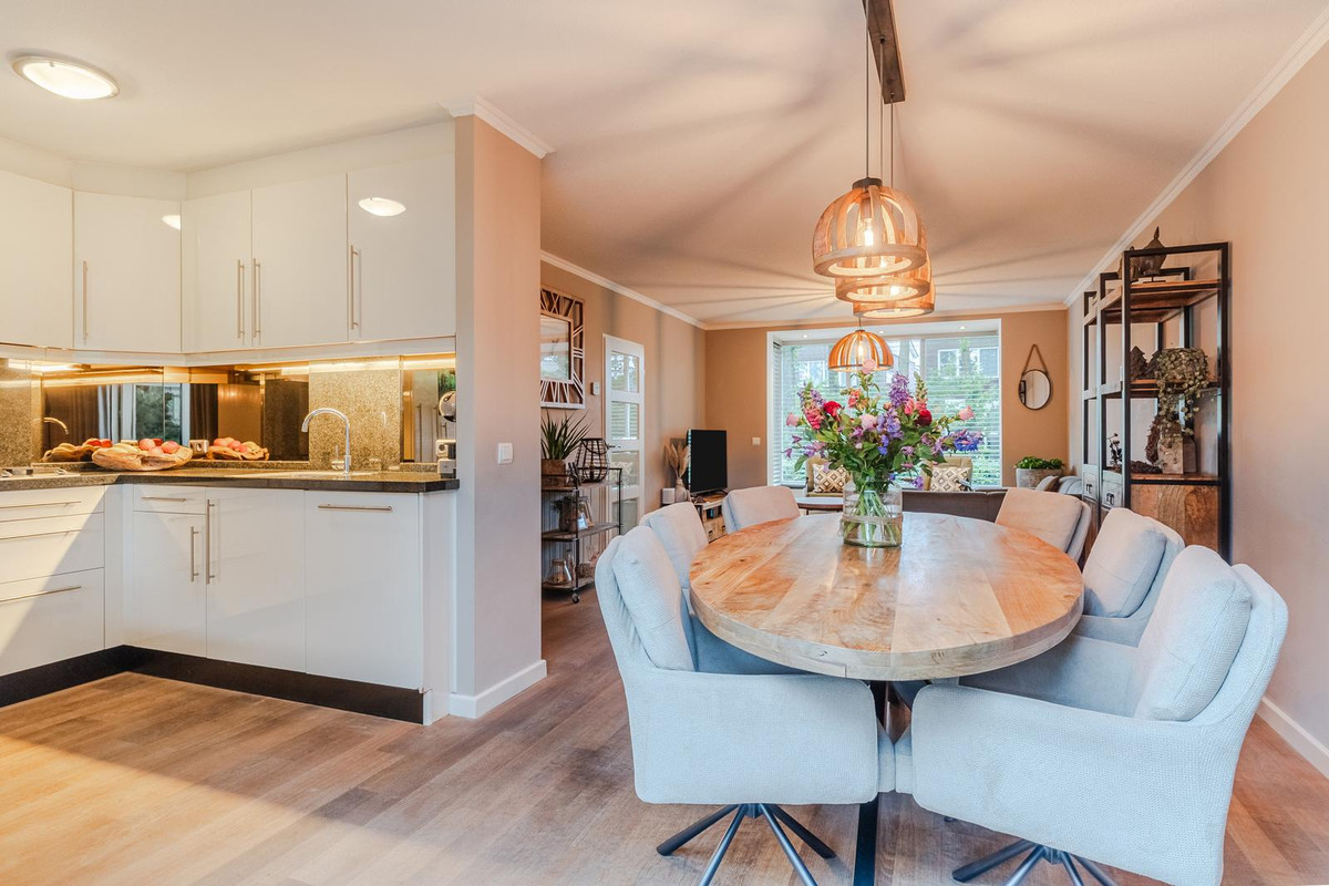 Hoekwoning te koop: Distel 6, Luyksgestel