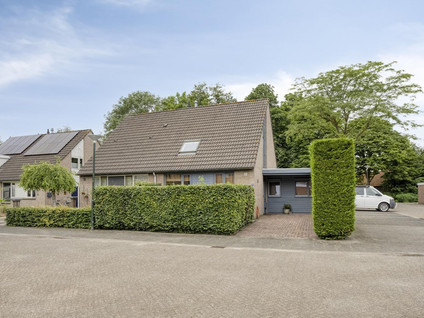 Berliozhof 19