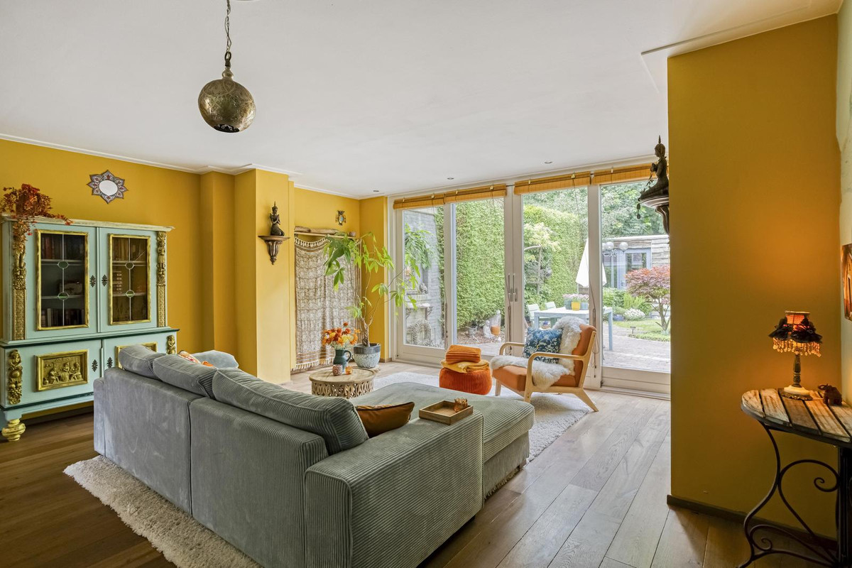 Twee-onder-één-kap te koop: Berliozhof 19, Schijndel