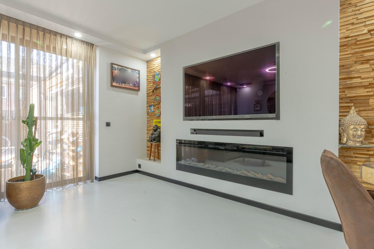 Tussenwoning te koop: Serooskerkestraat 16, Rotterdam