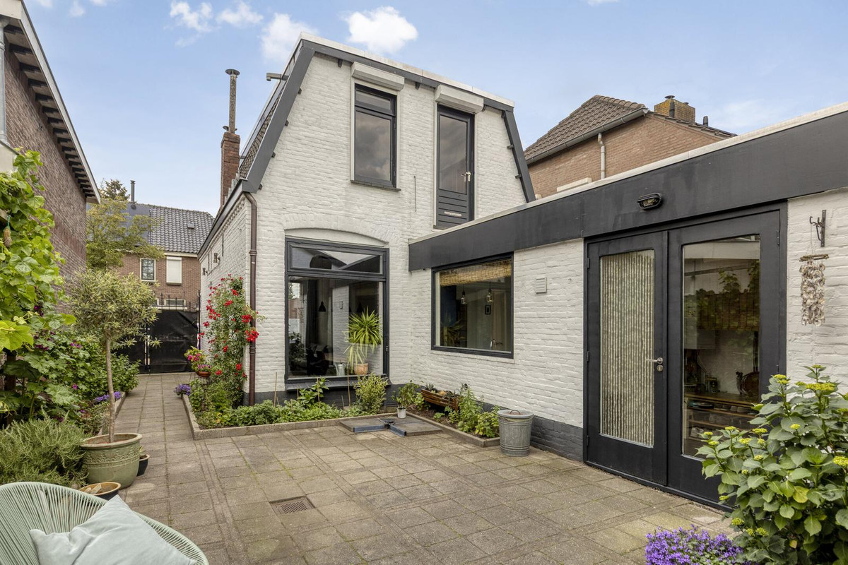 Vrijstaande woning te koop: Palmstraat 46, Oss