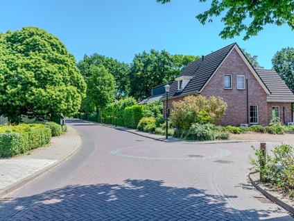 Dorpsstraat 14