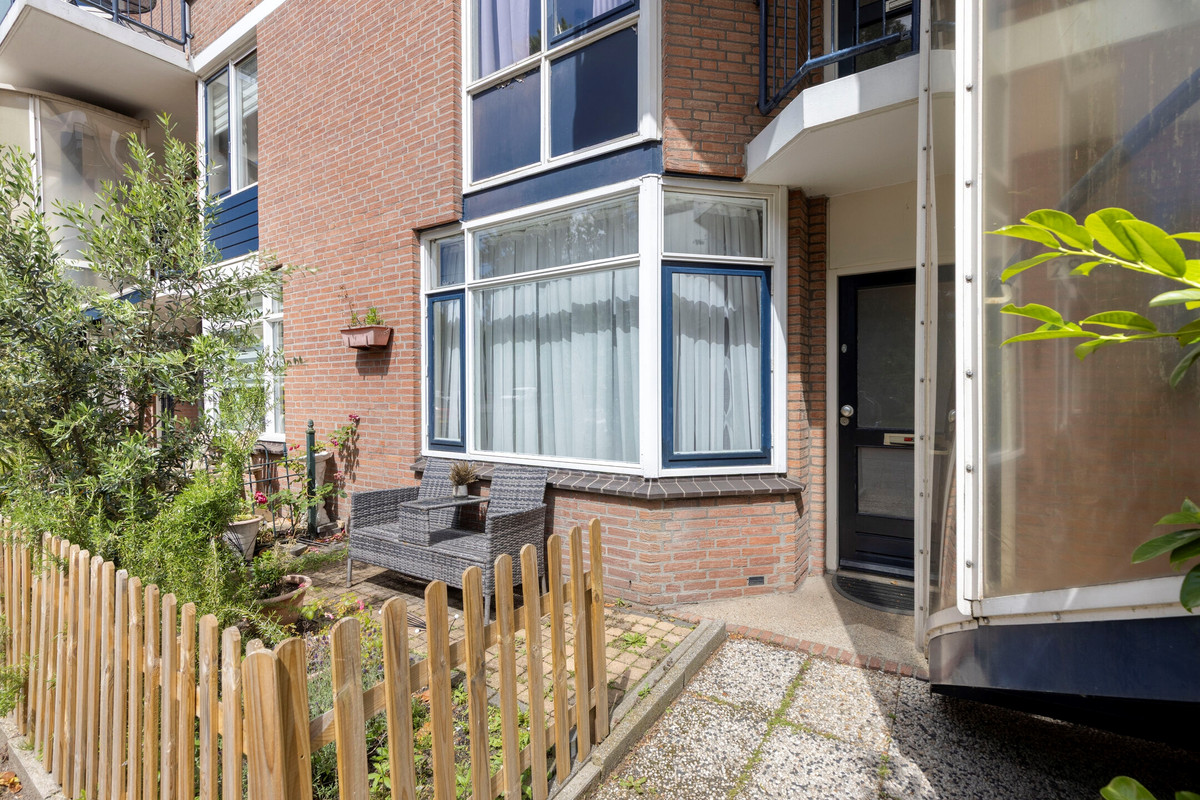 Appartement te koop: Margaretha Van Hennebergweg 29, 'S-Gravenhage