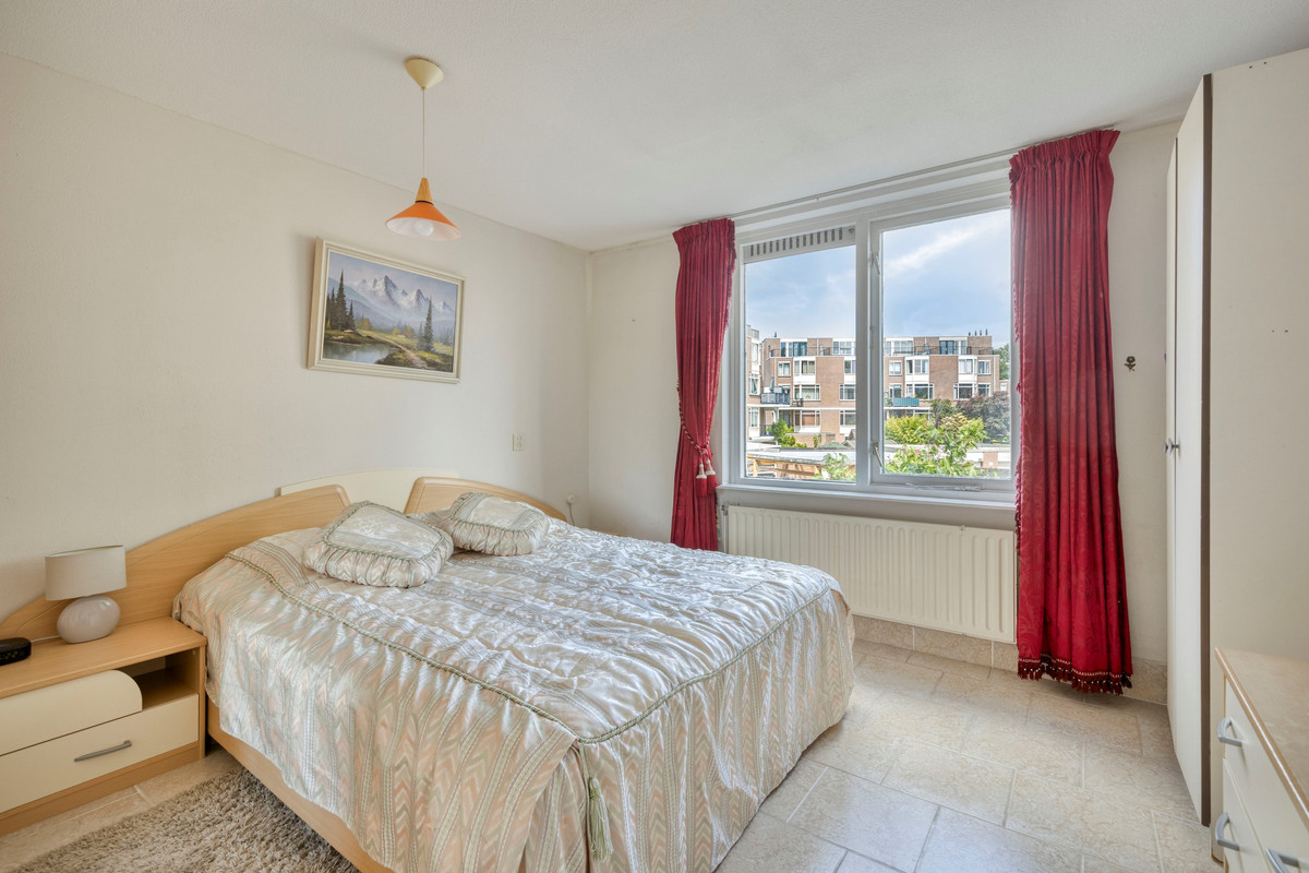 Appartement te koop: Margaretha Van Hennebergweg 29, 'S-Gravenhage