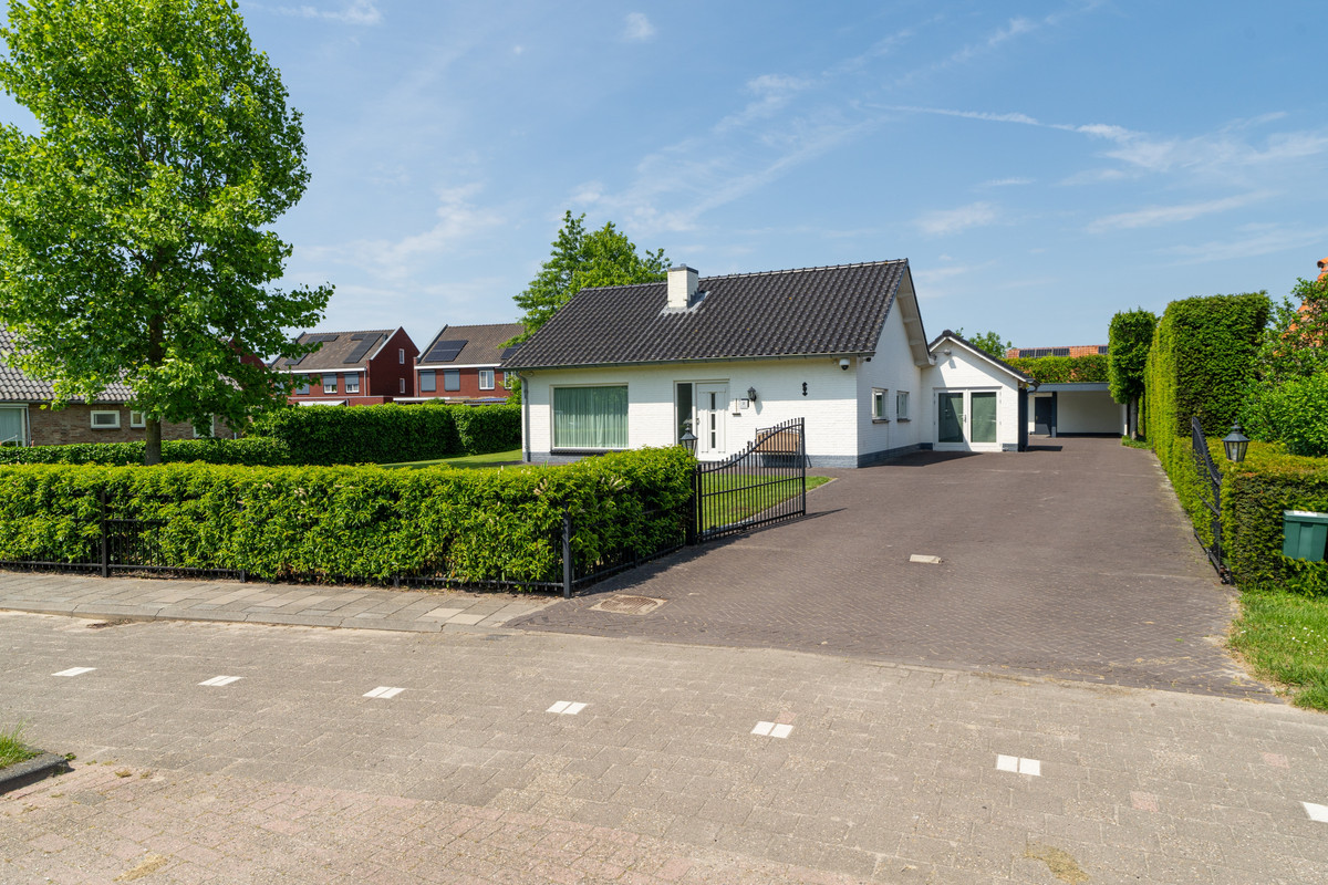 Vrijstaande woning te koop: Wijksestraat 2, Wijk En Aalburg