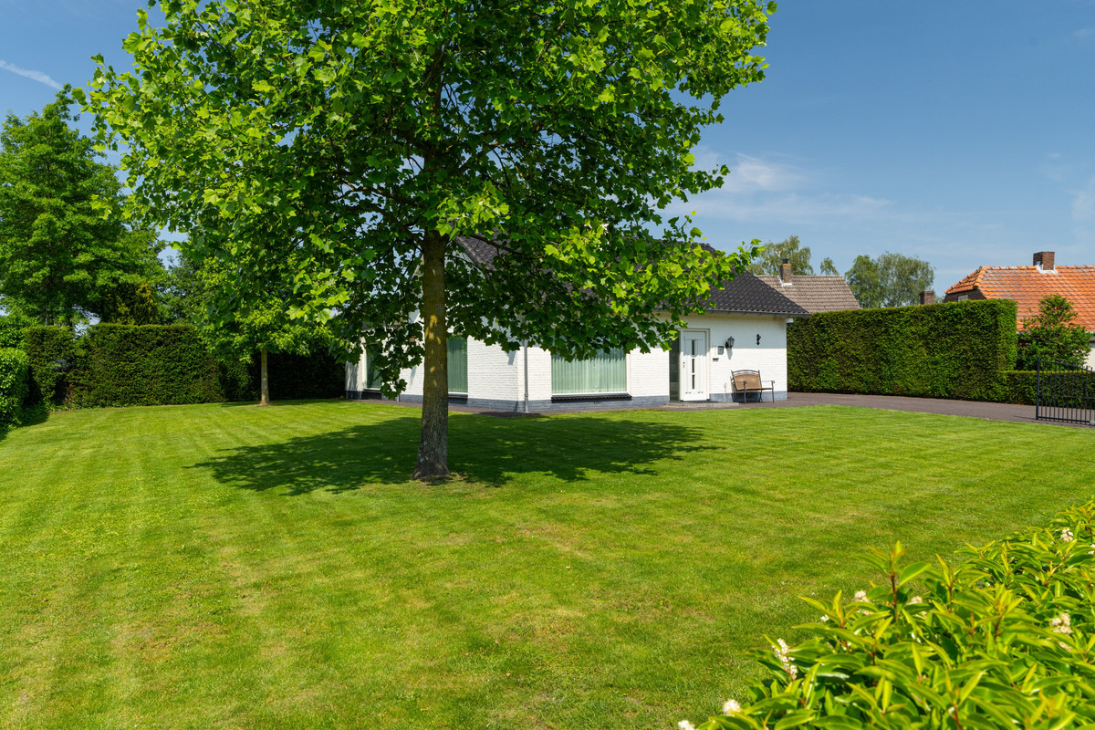 Vrijstaande woning te koop: Wijksestraat 2, Wijk En Aalburg