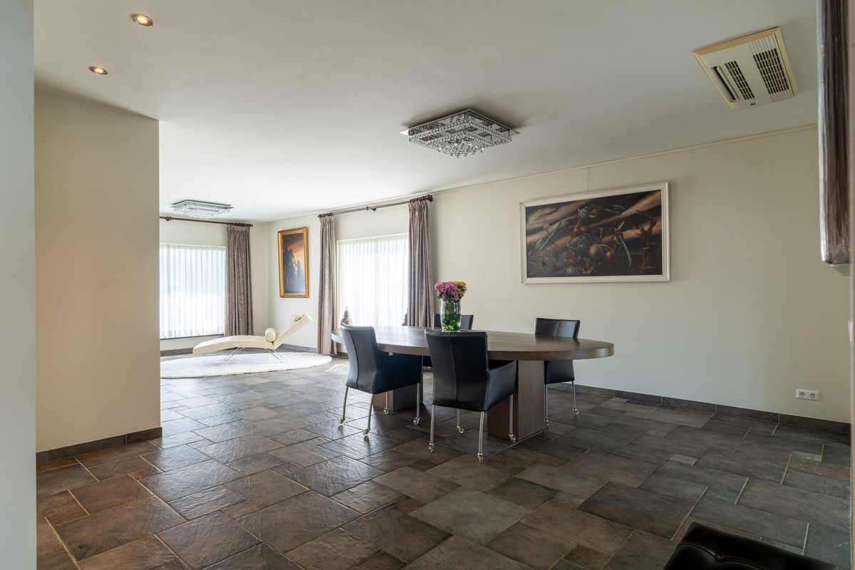 Vrijstaande woning te koop: Wijksestraat 2, Wijk En Aalburg