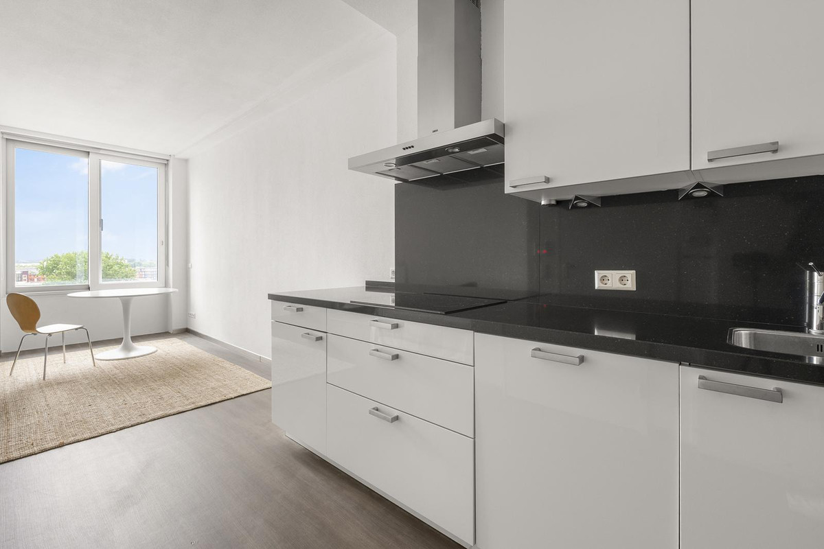 Studio te koop: Bos en Lommerplantsoen 37A, Amsterdam