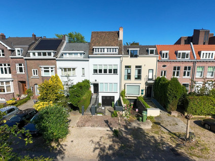 Parkweg 33