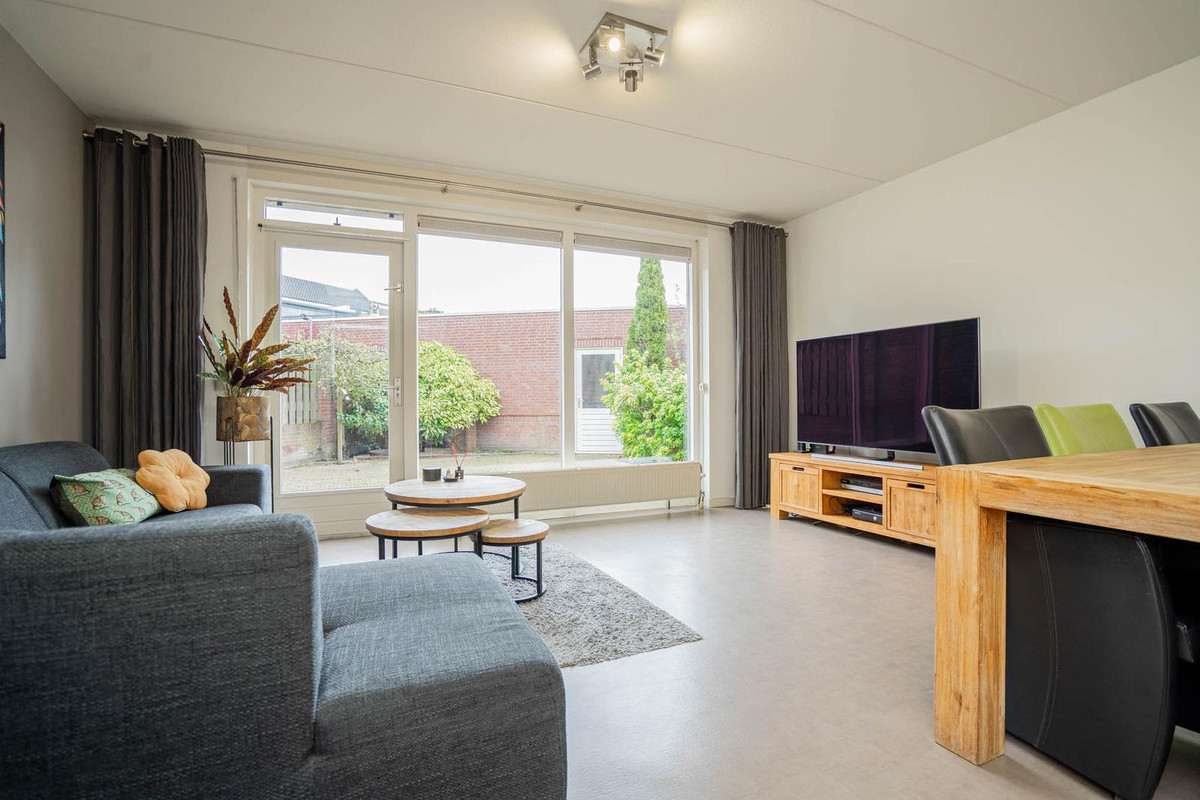 Hoekwoning te koop: Muziekhofje 14, Bakel