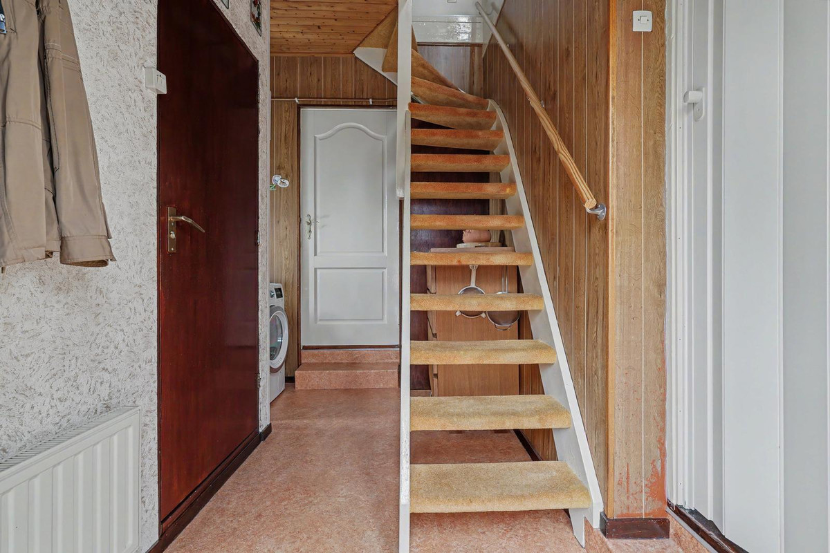 Vrijstaande woning te koop: Schenkeldijk 2, Strijen