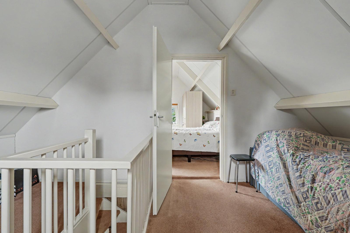 Vrijstaande woning te koop: Schenkeldijk 2, Strijen