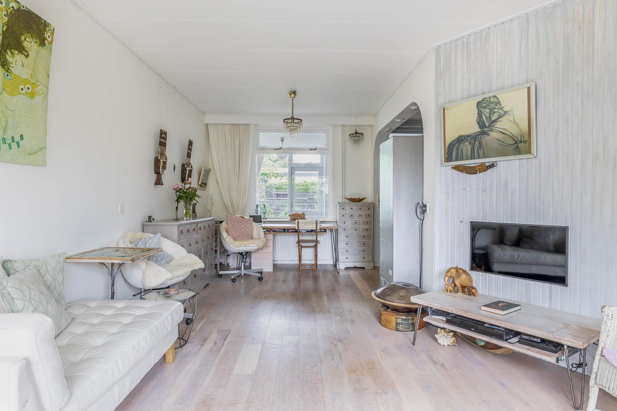 Twee-onder-één-kap te koop: Klaverstraat 1, Julianadorp