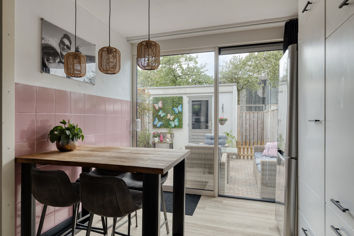 Tussenwoning te koop: Haagbeemd 14, Eindhoven