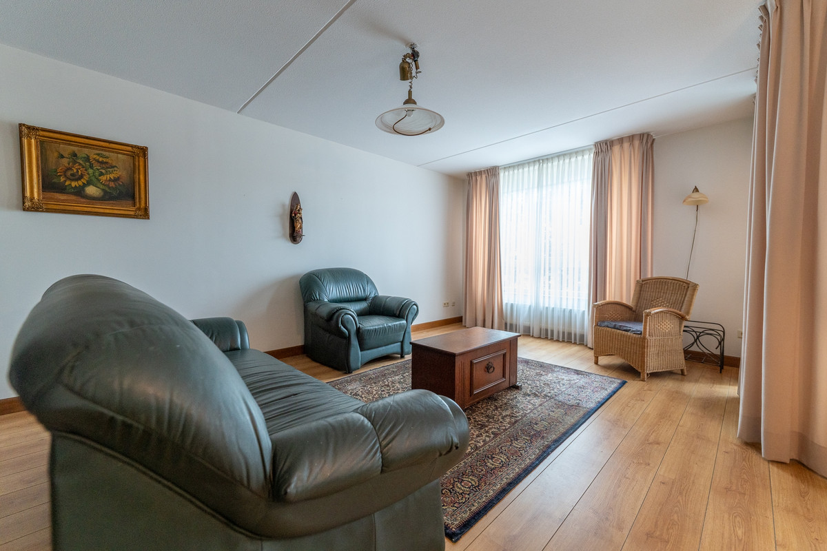 Appartement te koop: Markt 11H, Velden