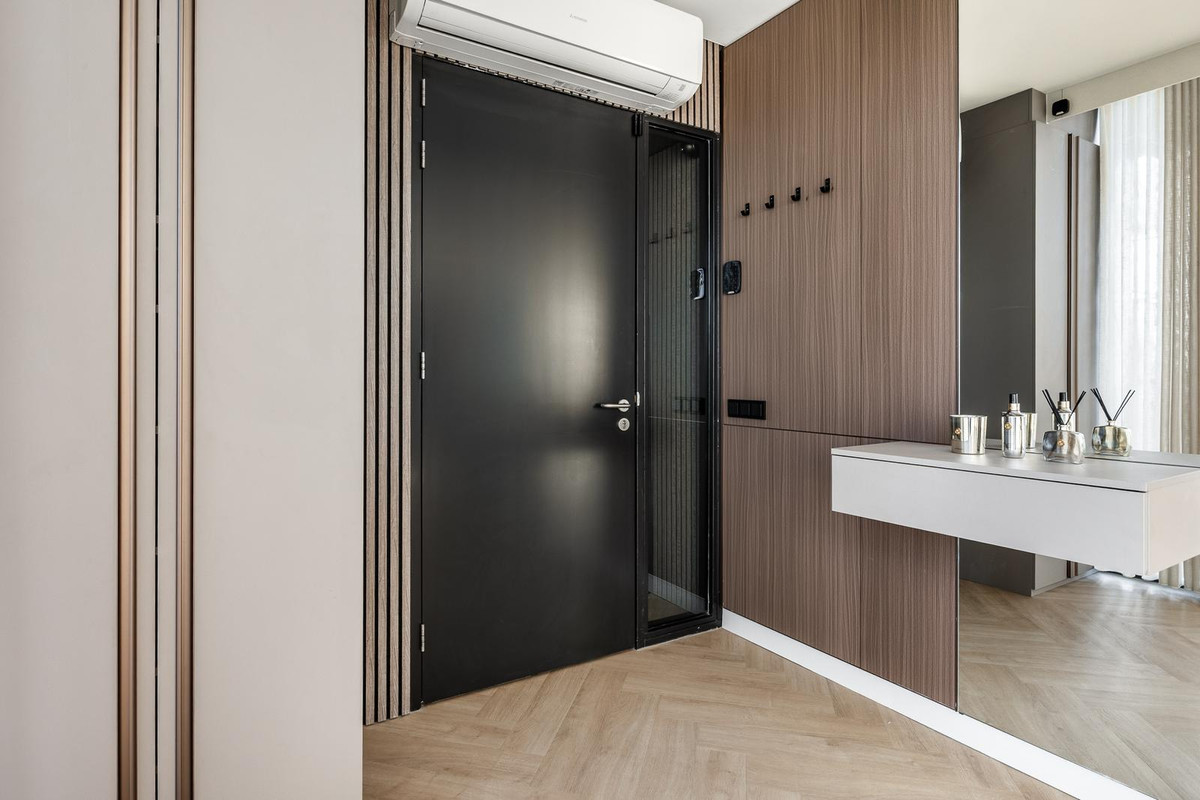 Appartement te koop: Zilverparkkade 132, Lelystad