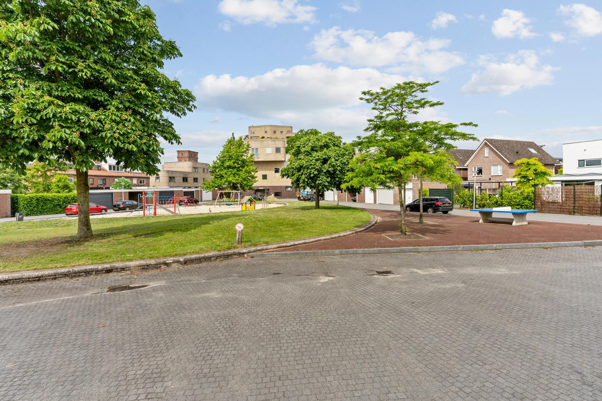 Hoekwoning te koop: Schurinksdwarsweg 34, Enschede