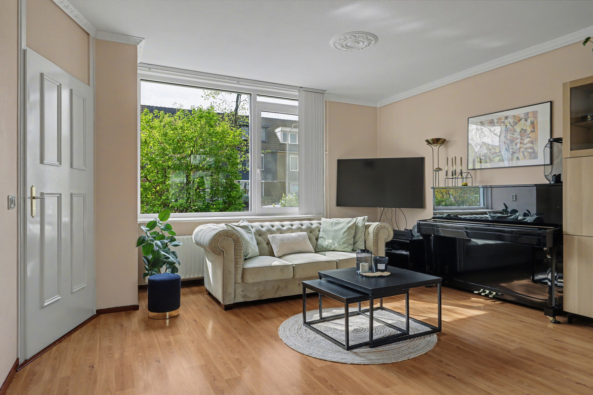 Tussenwoning te koop: Overlanderstraat 680, Purmerend