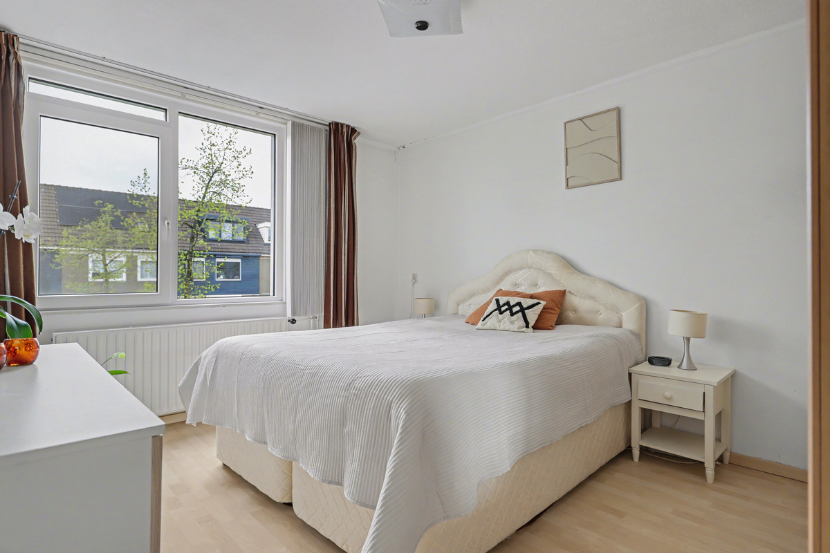 Tussenwoning te koop: Overlanderstraat 680, Purmerend