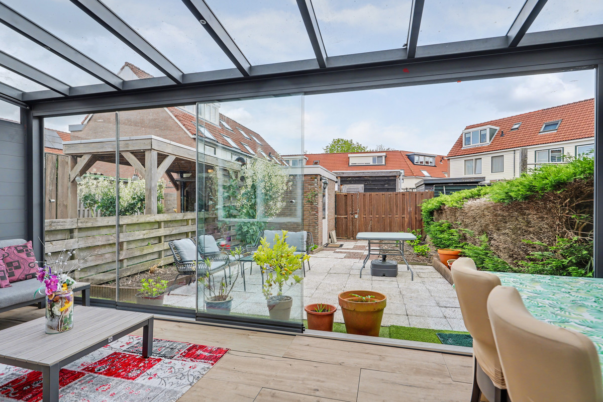 Tussenwoning te koop: Overlanderstraat 680, Purmerend