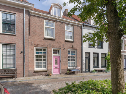 Kerkstraat 21