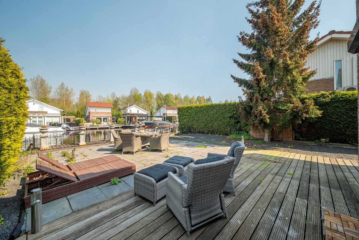 Vrijstaande woning te koop: Vinkenkade 77R42, Vinkeveen