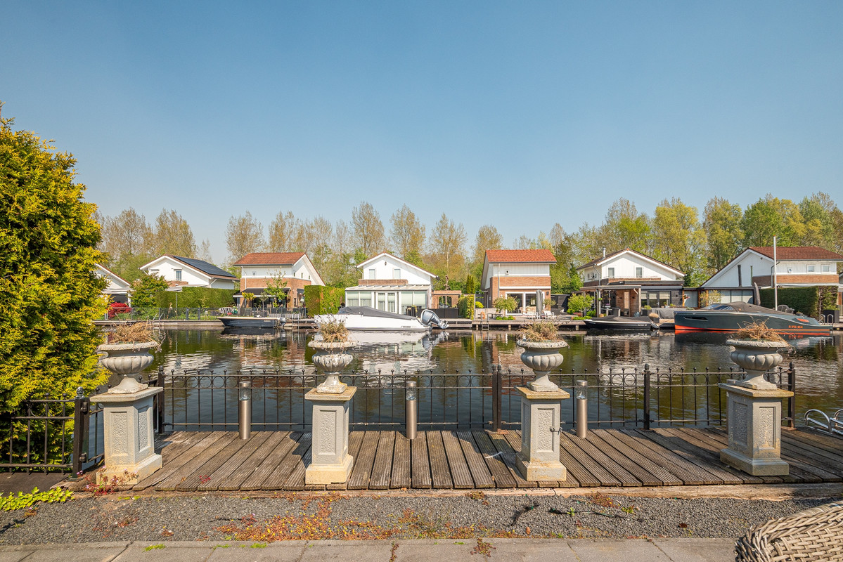 Vrijstaande woning te koop: Vinkenkade 77R42, Vinkeveen