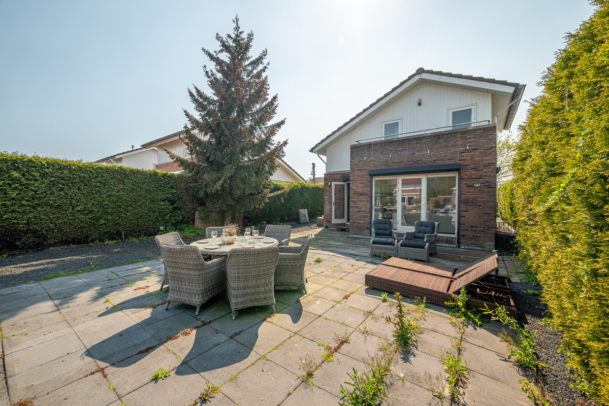 Vrijstaande woning te koop: Vinkenkade 77R42, Vinkeveen