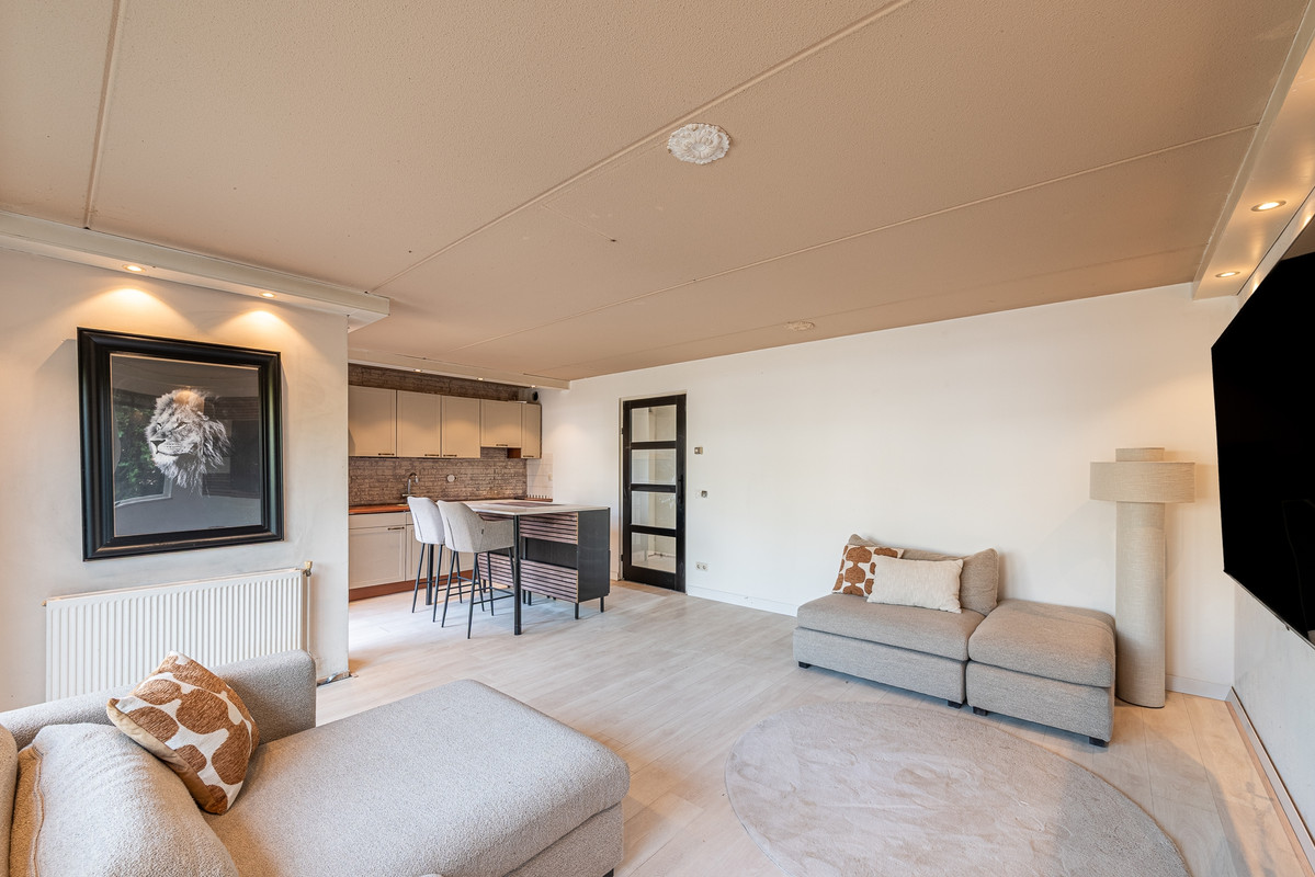 Vrijstaande woning te koop: Vinkenkade 77R42, Vinkeveen