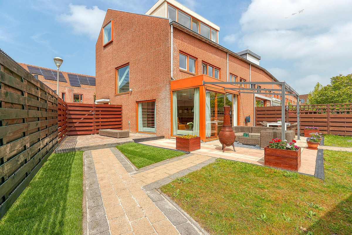 Hoekwoning te koop: Faberlaan 48, 'S-Gravenhage