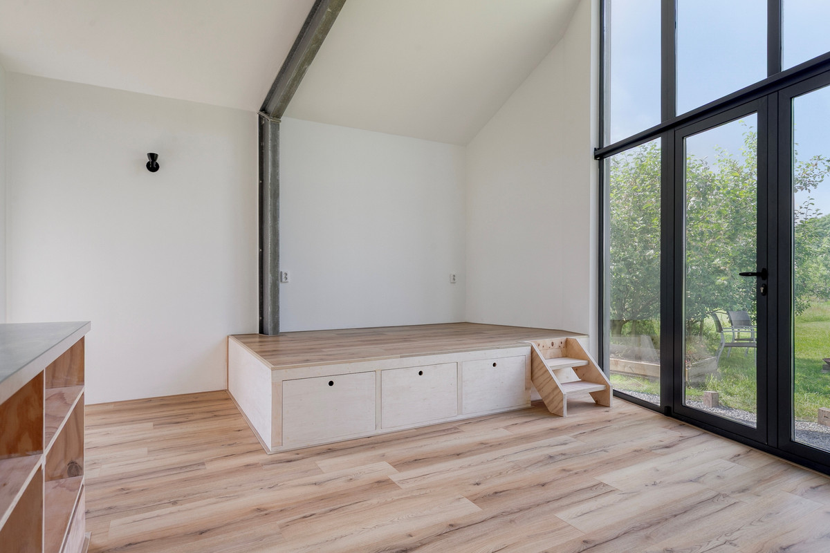 Vrijstaande woning te koop: Spinozalaan 27A, Almere