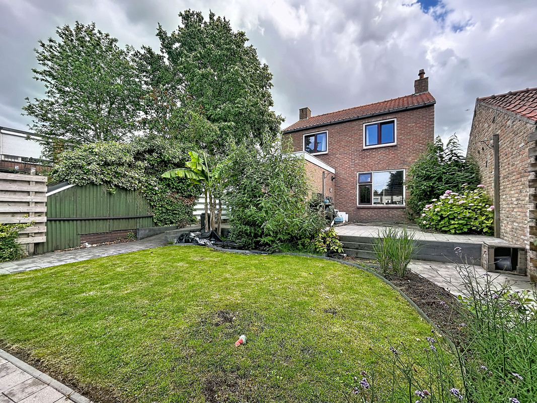 Vrijstaande woning te koop: Weststraat 4, Biervliet