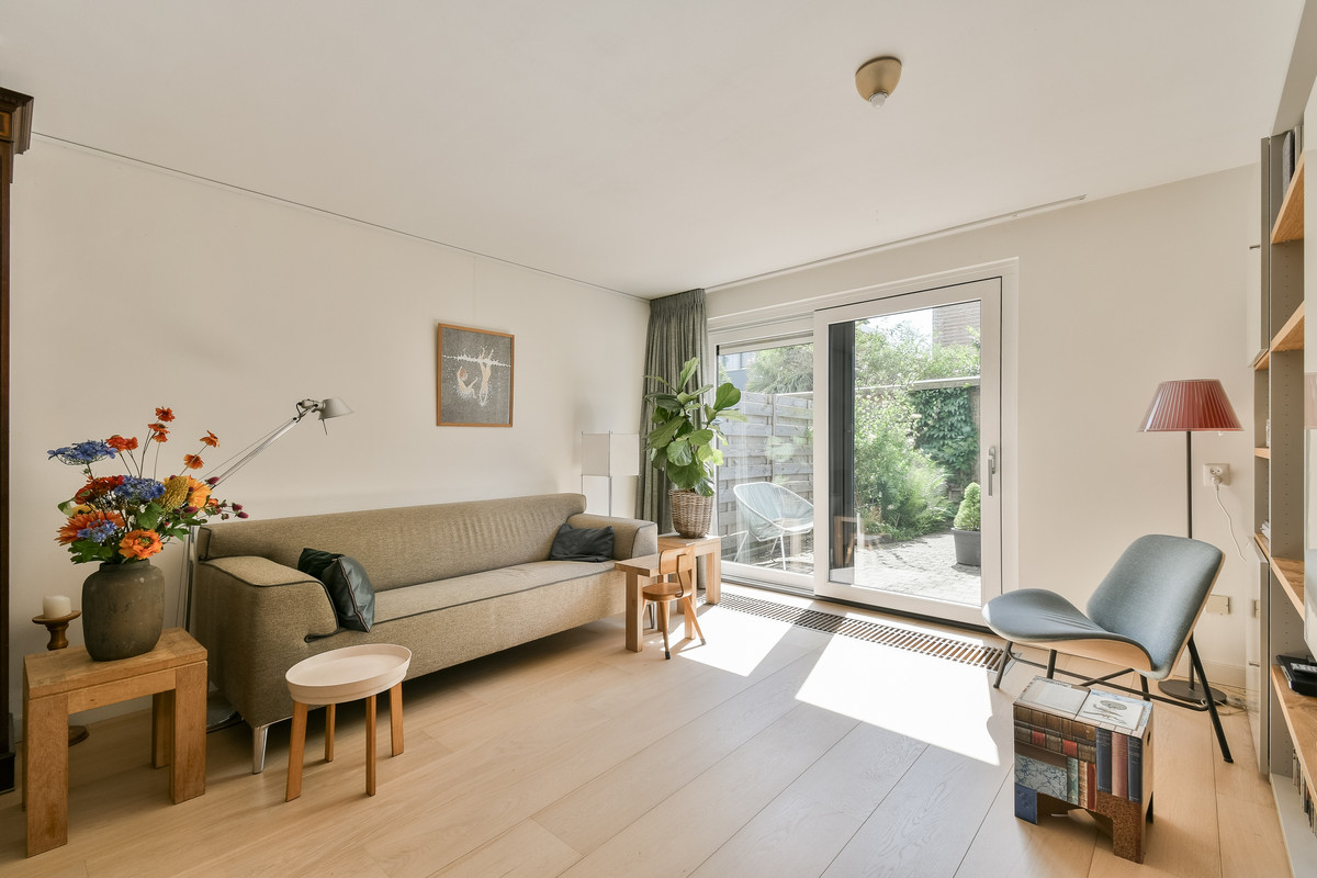 Tussenwoning te koop: Herentalsstraat 64, Amsterdam