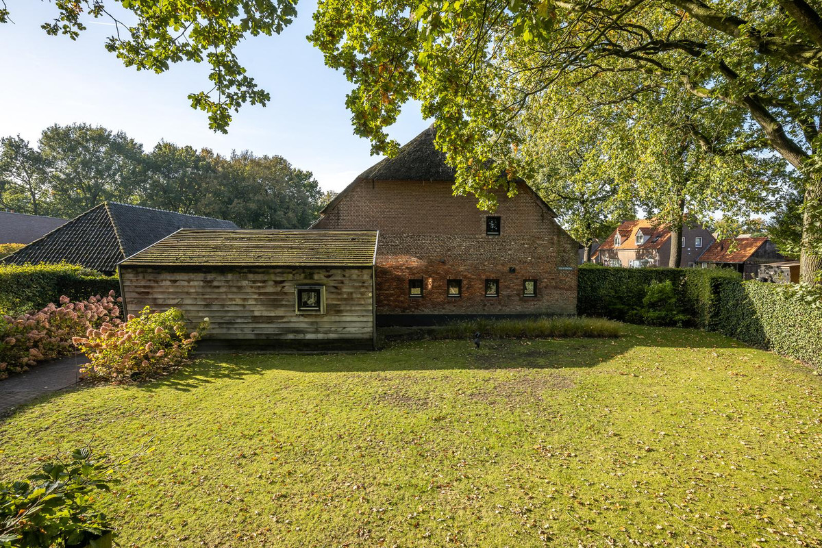 Twee-onder-één-kap te koop: Torenstraat 34, Heeswijk-Dinther