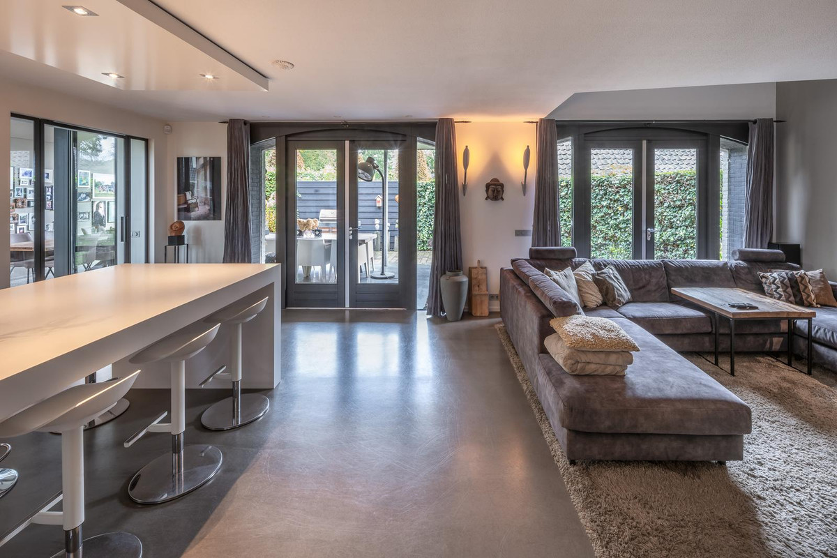 Twee-onder-één-kap te koop: Torenstraat 34, Heeswijk-Dinther