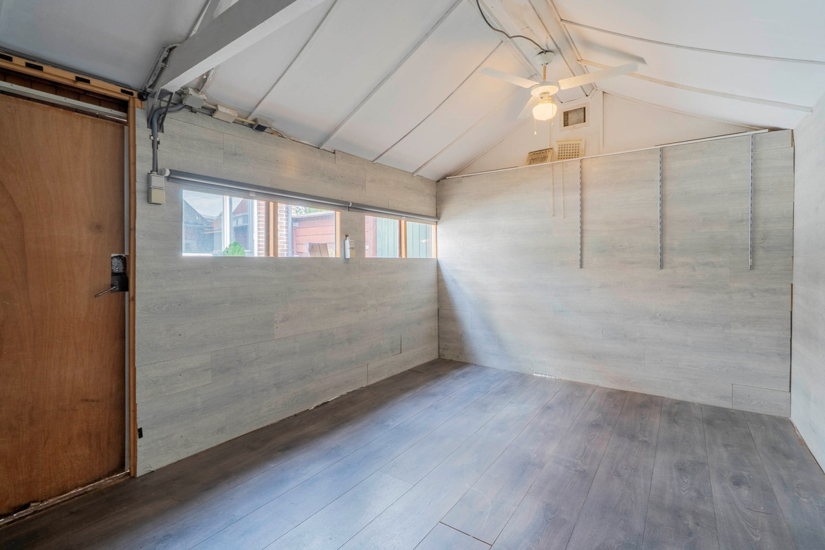 Vrijstaande woning te koop: Pieter Latensteinstraat 74, Zaandam