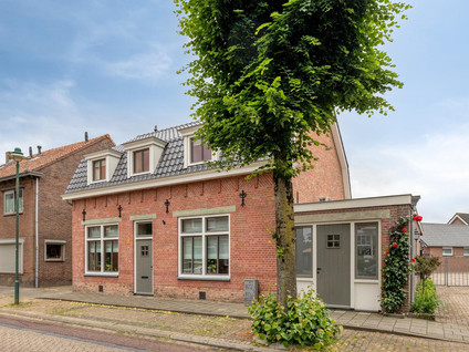 Stationstraat 30