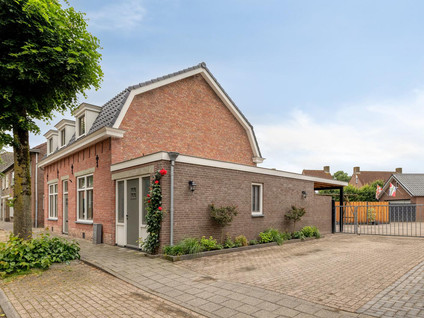 Stationstraat 30